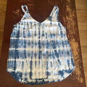 Cloth & Stone Women’s Blue and White Tie Dye Tank Top Size Medium